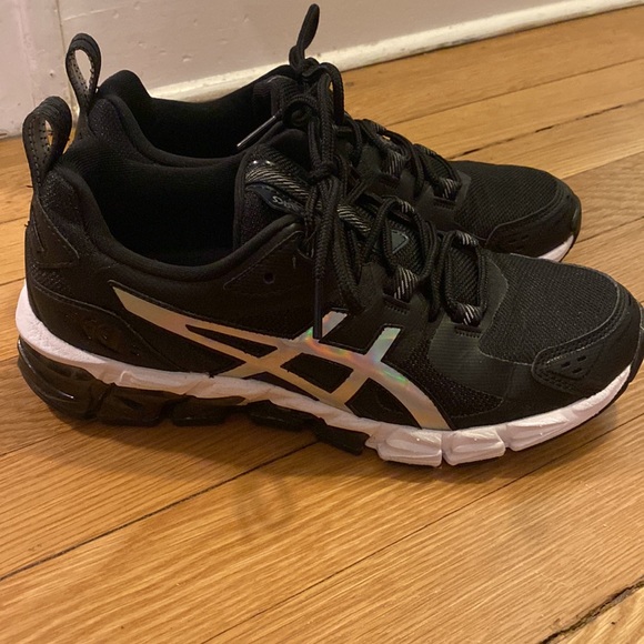 Black with Silver detailing; Asics sneakers; Women’s size: 7 - Picture 4 of 5